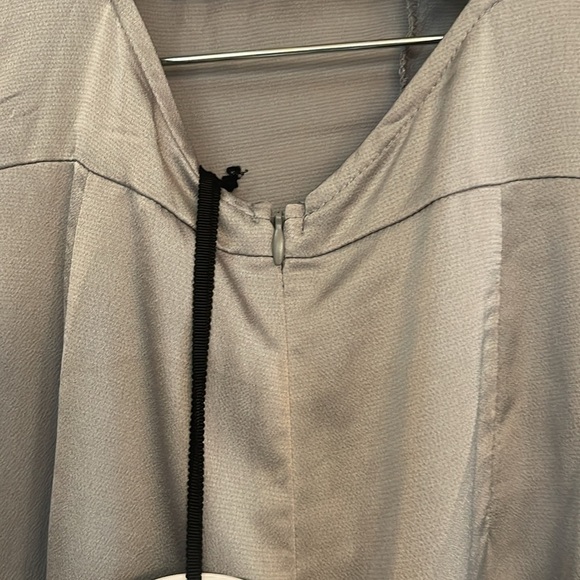 Line & Dot Women's Pas Silver Wide Leg cross-back Jumpsuit NWT - Picture 5 of 8